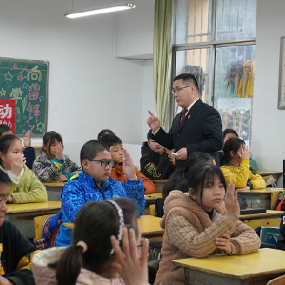 ����������Ԫ�^(q��):�������v�o(h��)��δ�����˽������L