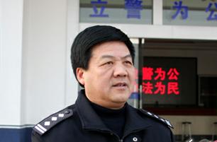 施華山: “打拐英雄”13年解救145名婦女