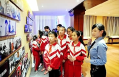 ���o(h��)�DŮ��ͯ��(qu��n)��